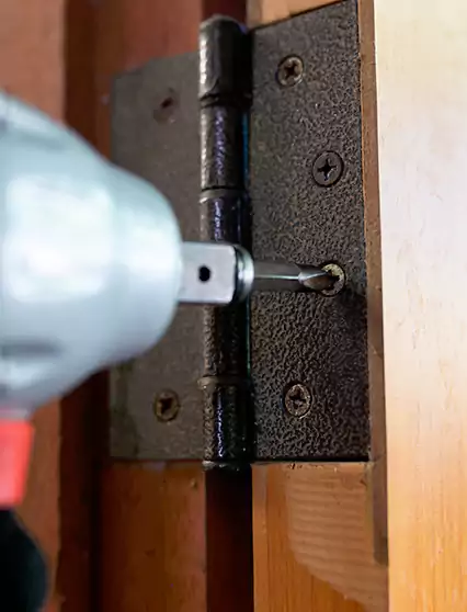 Professional Door Hinge Replacement Aventura, FL